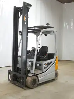 4-wiel elektrische heftrucks 2019  Still RX20-20P (1)