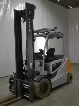 Eléctrica de 4 ruedas 2019  Still RX60-40 (1)