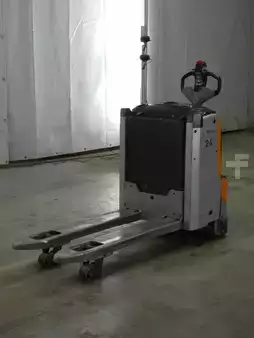 Stapelaars 2023  Still EXU-H18 (1)