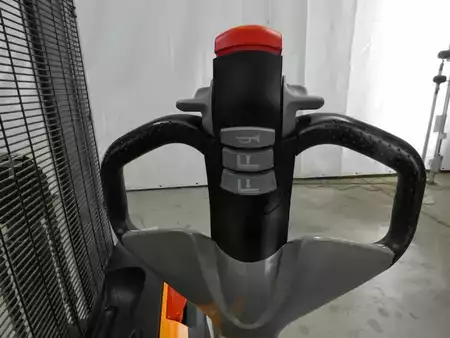 Magasemelésű béka 2021  Still EXV10C (3)