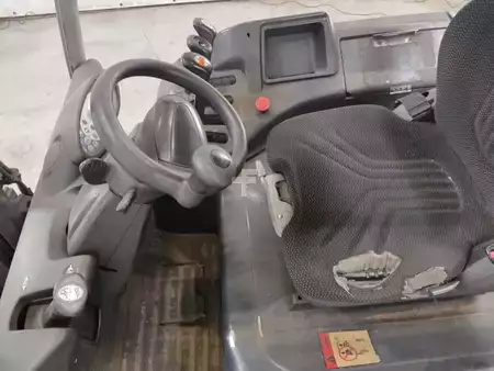 Elektromos 4 kerekű 2011  Still RX60-25 (3)