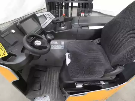 Reachtrucks 2022  Still FM-X25 (3)