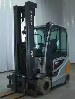 Elektromos 4 kerekű 2019  Still RX60-25 (1)