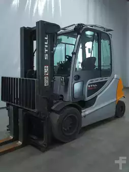 Eléctrica de 4 ruedas 2017  Still RX60-40 (1)