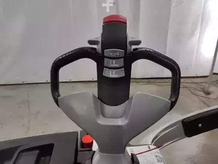 Transpalettes électriques 2022  Still EXH-SF20 (3)