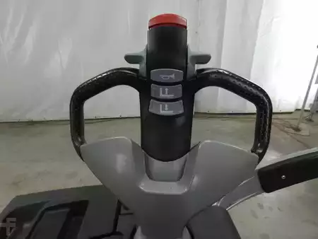 Transpalettes électriques 2022  Still EXH-SF20 (3)