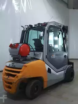 Empilhador a gás 2020  Still RX70-35T (2)