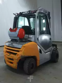 Empilhador a gás 2020  Still RX70-35T (2)