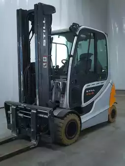 Eléctrica de 4 ruedas 2017  Still RX60-35 (1)