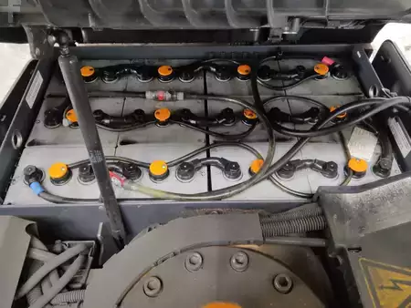 Elektrisk- 3 hjul 2020  Still RX50-15 (4)