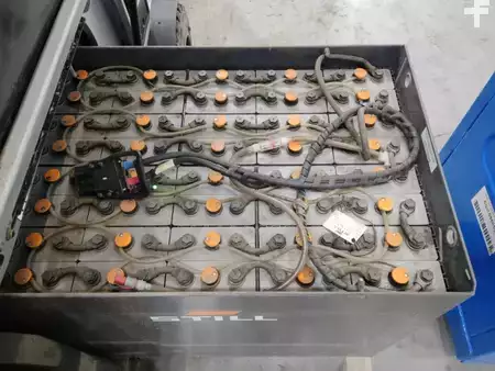 Elektromos 4 kerekű 2017  Still RX60-35 (4)