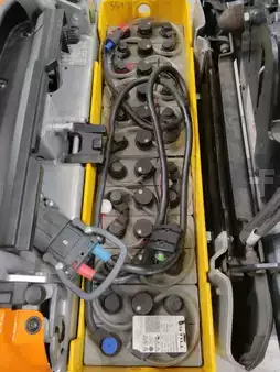 Tractor de arrastre 2021  Still LTX50 (4)