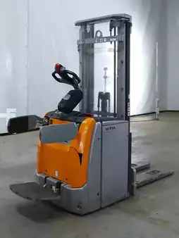 Magasemelésű béka 2020  Still EXV-SF14 (2)