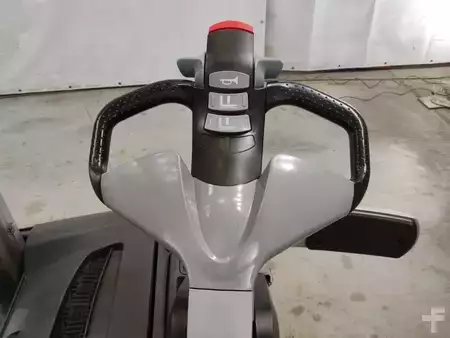 Magasemelésű béka 2019  Still EXV-SF14 (3)