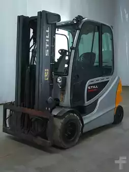 Chariots électriques à 4 roues 2016  Still RX60-35 (1)