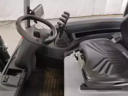 Chariots électriques à 4 roues 2023  Still RX60-35L (3)