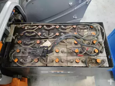 Chariots électriques à 3 roues 2019  Still RX20-14C (4)