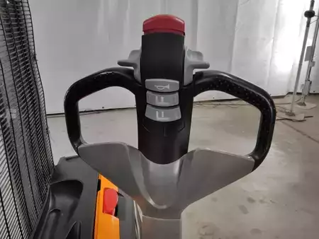 Apilador eléctrico 2022  Still EXV10 (3)