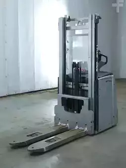 Apilador eléctrico 2021  Still EXV20 (1)