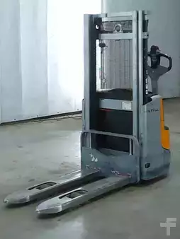 Apilador eléctrico 2022  Still EXV10 (1)