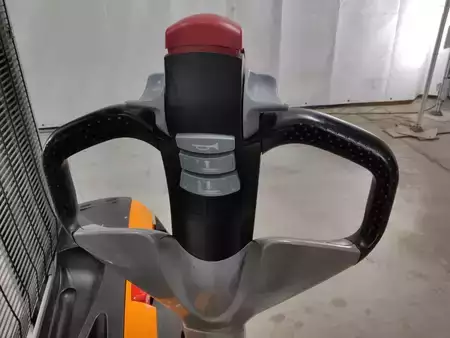 Apilador eléctrico 2022  Still EXV10 (3)