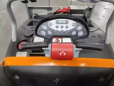 Transpaleta eléctrica 2019  Still EXU-S24/1600MM (3)
