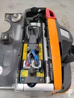 Elektrische palletwagens 2020  Still EXU18/LIION (4)