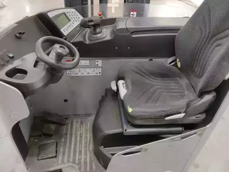 Retráctil 2020  Still FM-X17 (3)
