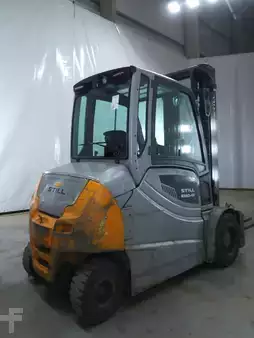 Elektromos 4 kerekű 2021  Still RX60-45 (2)