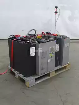 Autres - [div] 5XBATTERIEN (1)