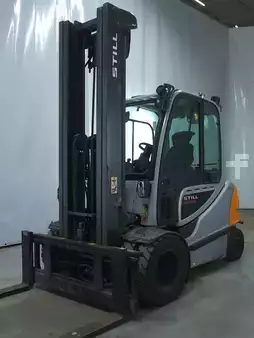 Elektromos 4 kerekű 2020  Still RX60-45 (1)