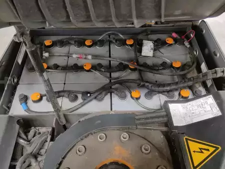Chariots électriques à 3 roues 2019  Still RX50-15 (4)