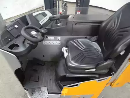 Reach Trucks 2021  Still FM-X20 (2)