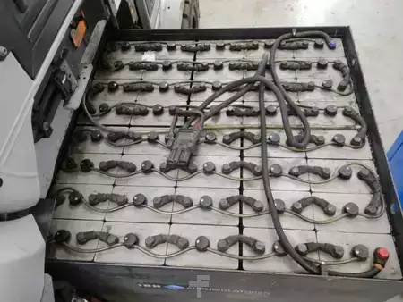 Elektromos 4 kerekű 2021  Still RX60-45 (4)