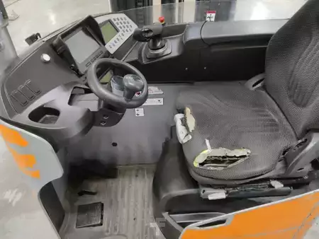 Chariots à mât rétractable 2019  Still FM-X17 (3)