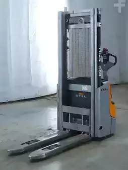 Apilador eléctrico 2022  Still EXV12 (1)