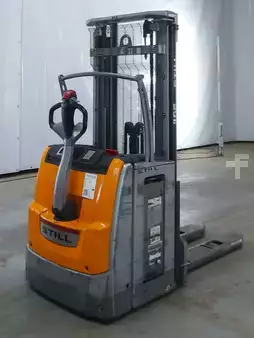 Stacker pedestre 2020  Still EXV16 (2)