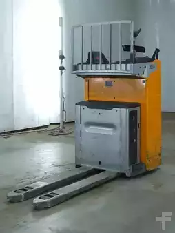Elektromos emelőkocsik 2020  Still FXH20 (1)