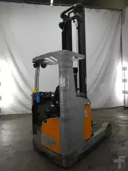 Reach Truck 2020  Still FM-X25 (2)