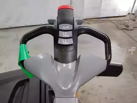Stacker pedestre 2019  Still EXV-SF14 (3)