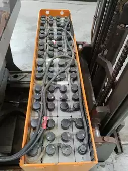 Reach Truck - Still FM-X12 (4)
