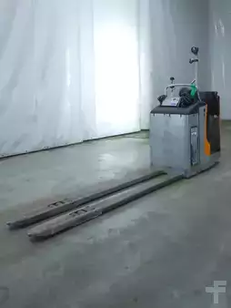 Electric Pallet Trucks 2020  Still EXU-S24/LIION/2400MM (1)
