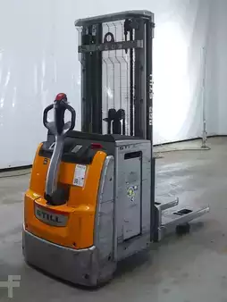 Stacker pedestre 2018  Still EXV16I (2)
