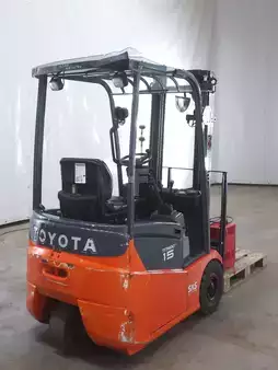 Elektryczne 3-kołowe 2009  Toyota 7FBEST15 (2)