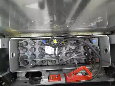 Hochhubwagen 2015  Still EXV14 (4)