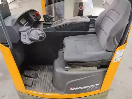 Reach Trucks 2011  Jungheinrich ETV114 (3)