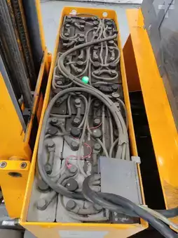 Reach Trucks 2011  Jungheinrich ETV114 (4)
