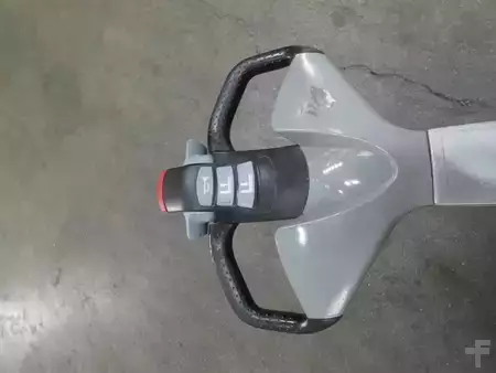 Electric Pallet Trucks 2021  Still EXU20/1600MM (3)
