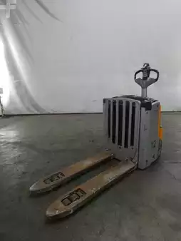 Apilador eléctrico 2020  Still EXU-H18 (1)