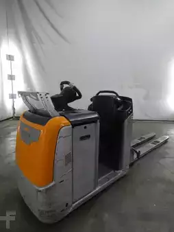 Horizontal Order Pickers 2019  Still OPX20/LIION/2400MM (2)